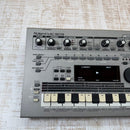 Roland Analog Synthesizer Mc-303 Groovebox