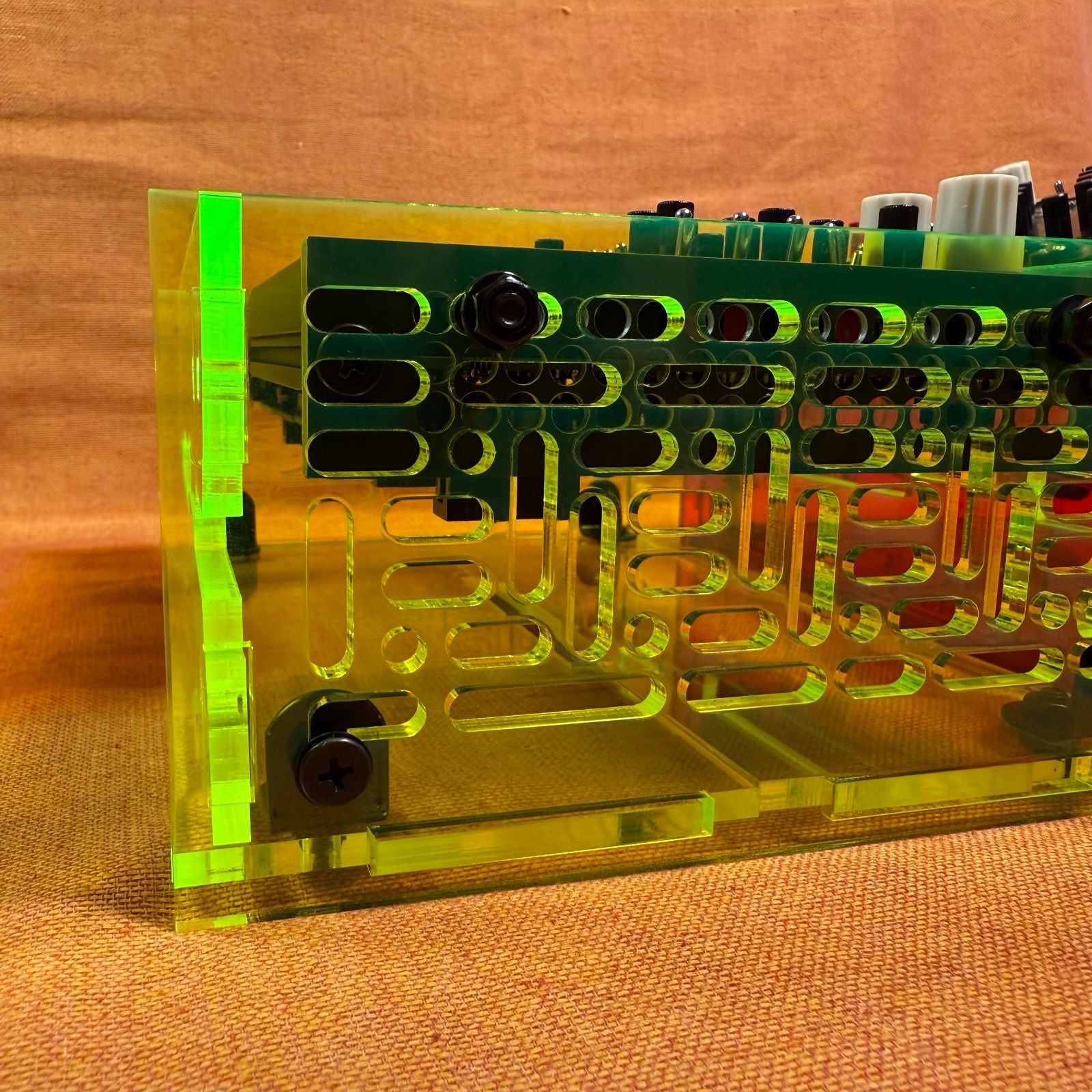 Modular Synthesizer Takazudo Zudo-Block-40 Green-Metal Green