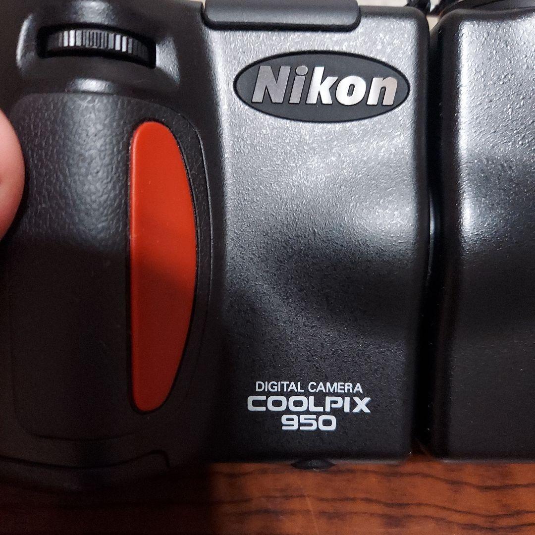 Nikon Compact Digital Camera Coolpix 950