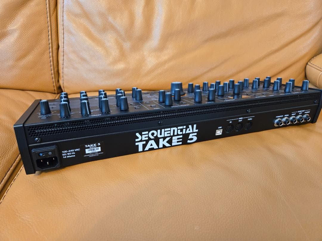 Analog Synthesizers Sequential Take 5 Module