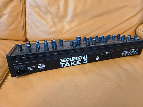 Analog Synthesizers Sequential Take 5 Module