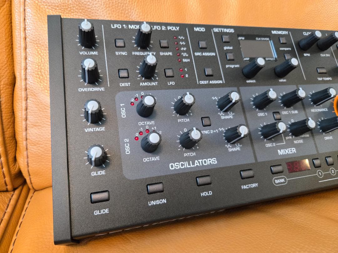 Analog Synthesizers Sequential Take 5 Module