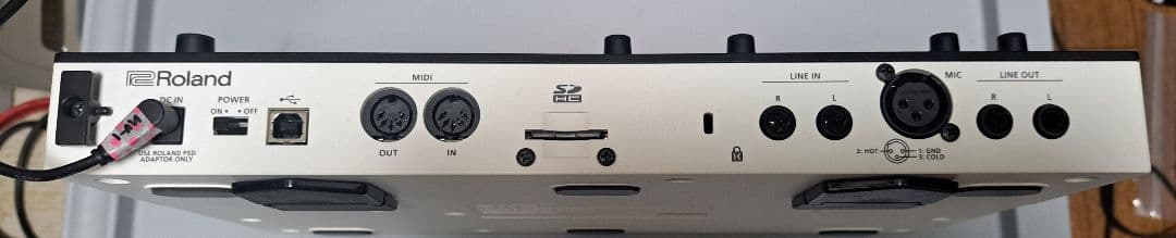 Roland Rhythm Machine Verselab Mv-1