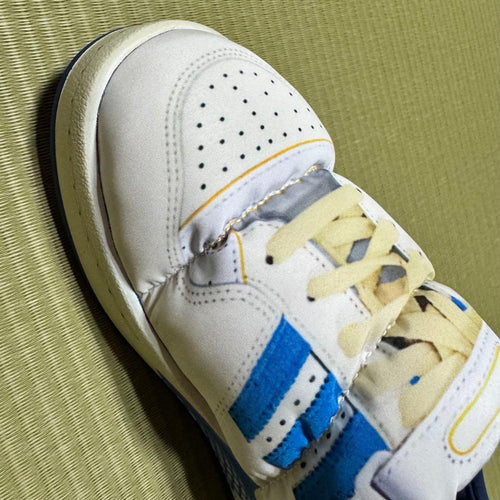Adidas Sneakers