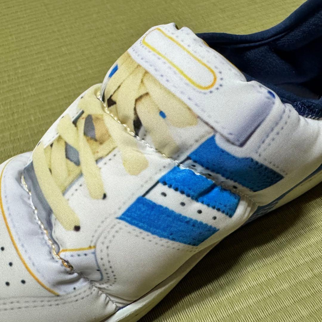Adidas Sneakers