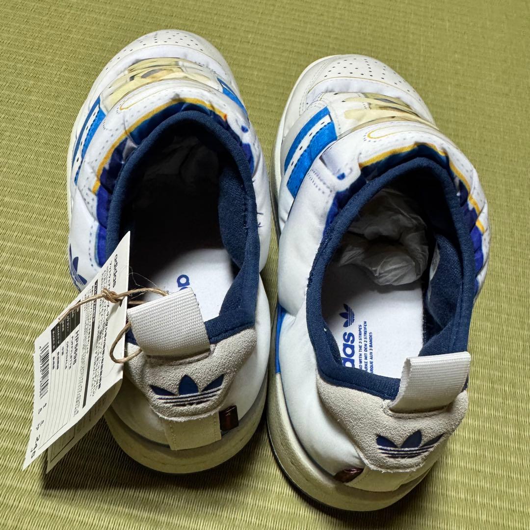 Adidas Sneakers