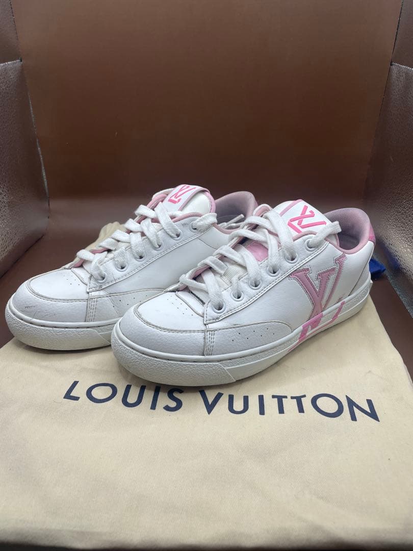 Louis Vuitton Sneakers 21.5 22