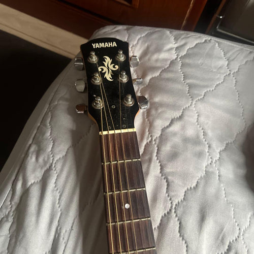 Yamaha Acoustic Guitars Apxt-1A