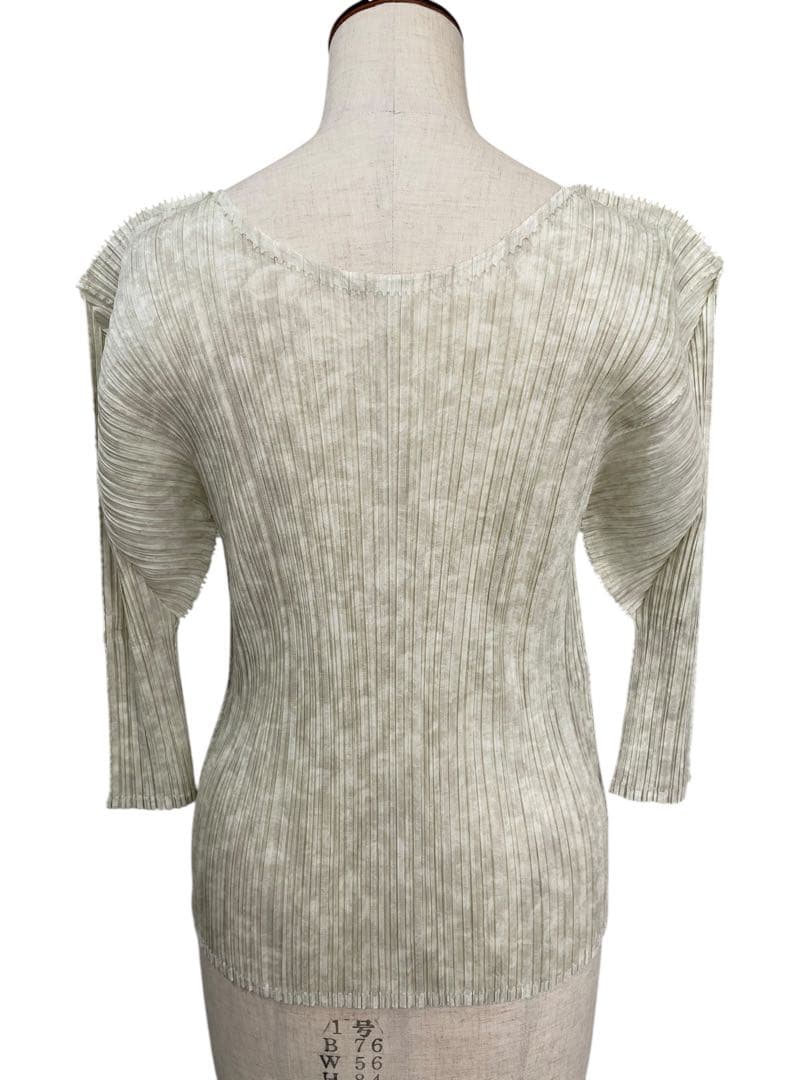 Pleats Please Half-Sleeve Three-Quarter-Sleeve