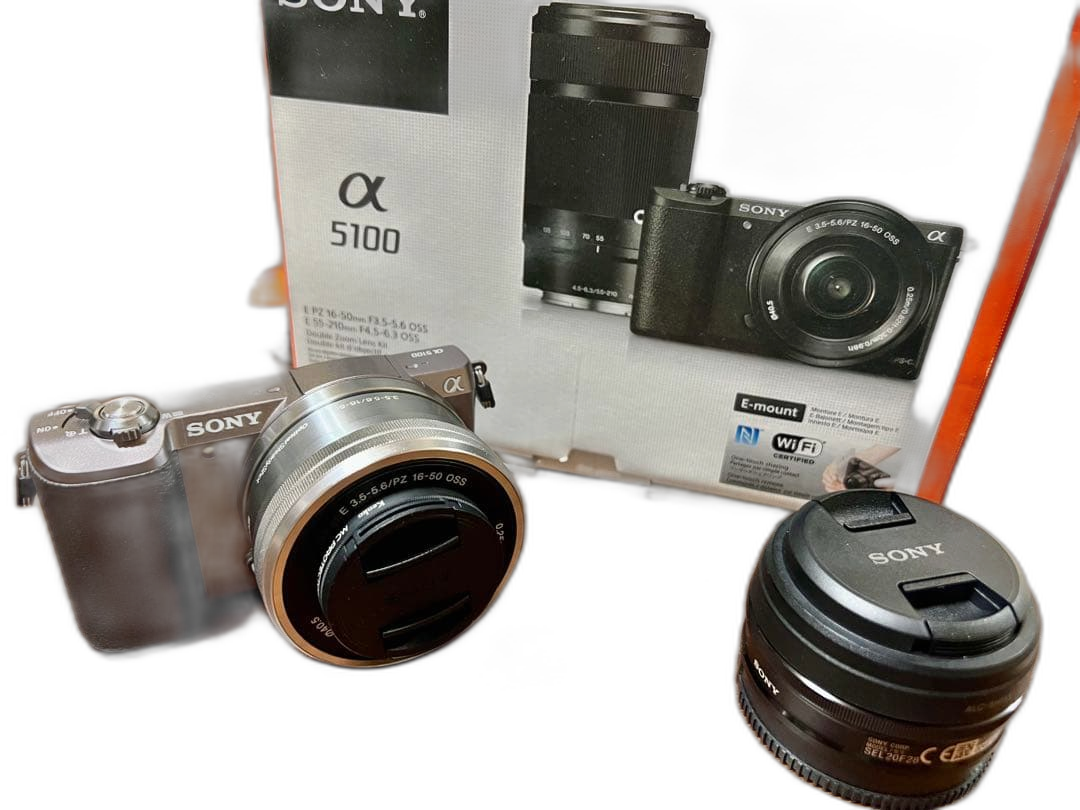 Sony Mirrorless Interchangeable Lips A5100 F2.8