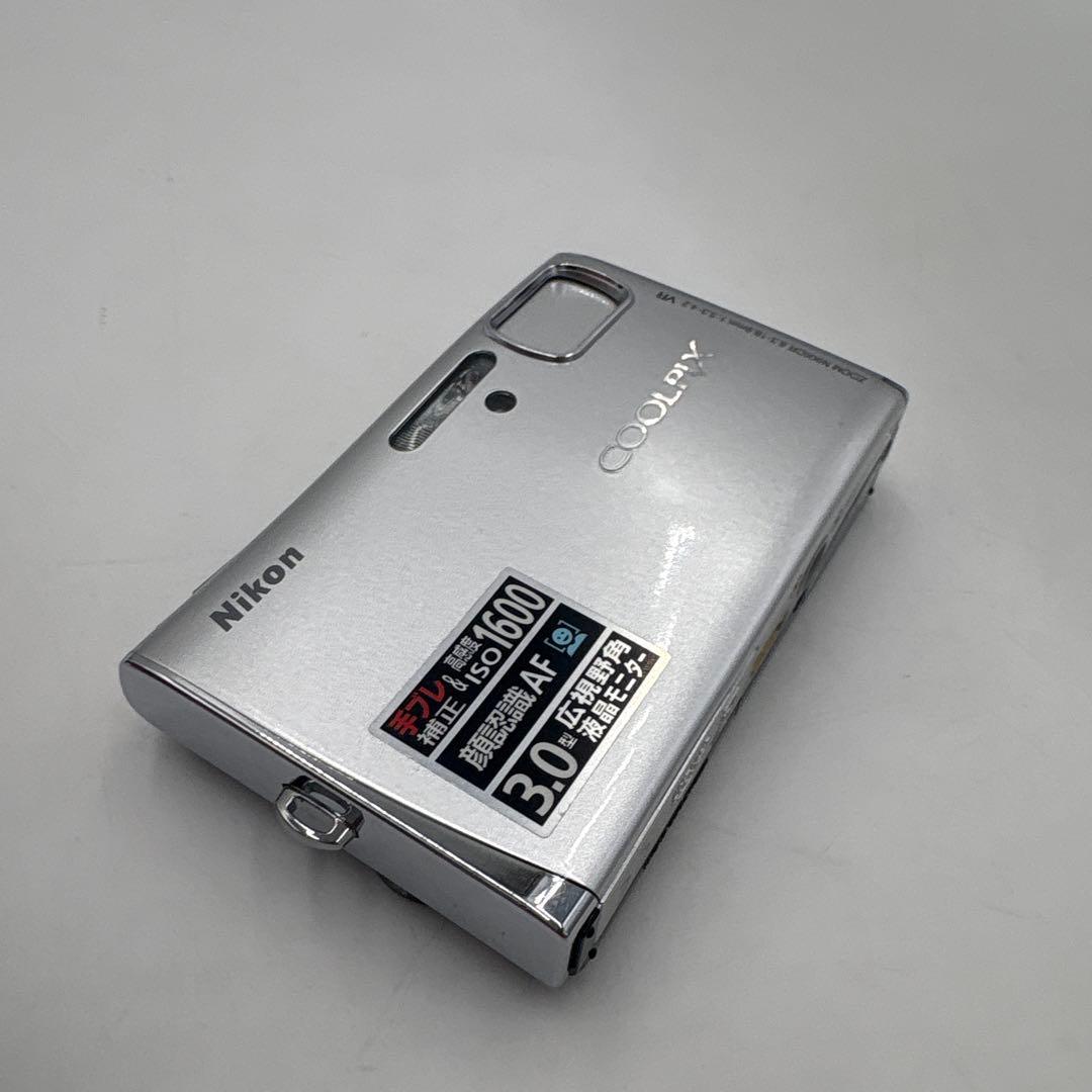 Nikon Compact Digital Camera Coolpix S50