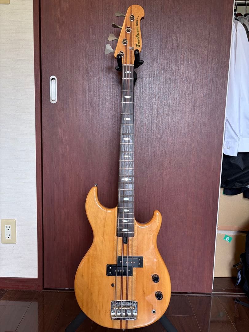 Electric Basses Yamaha Broadbass 1200 Bb