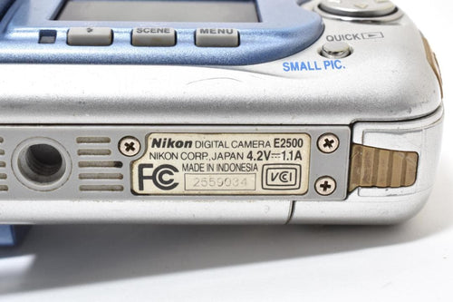 Compact Digital Cameras Nikon Coolpix 2500 #21780