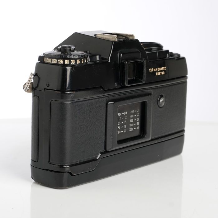 Contax Others 137Ma
