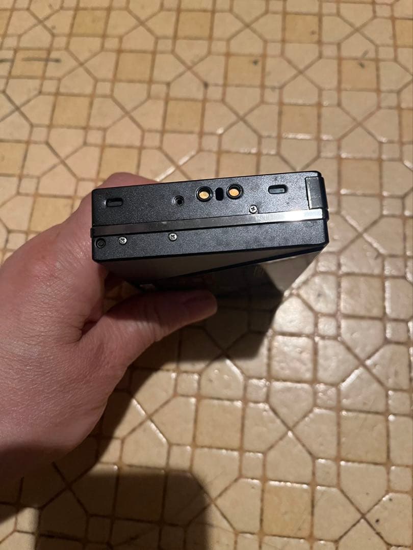 Sony Cassette Players Walkman Wm-F550C