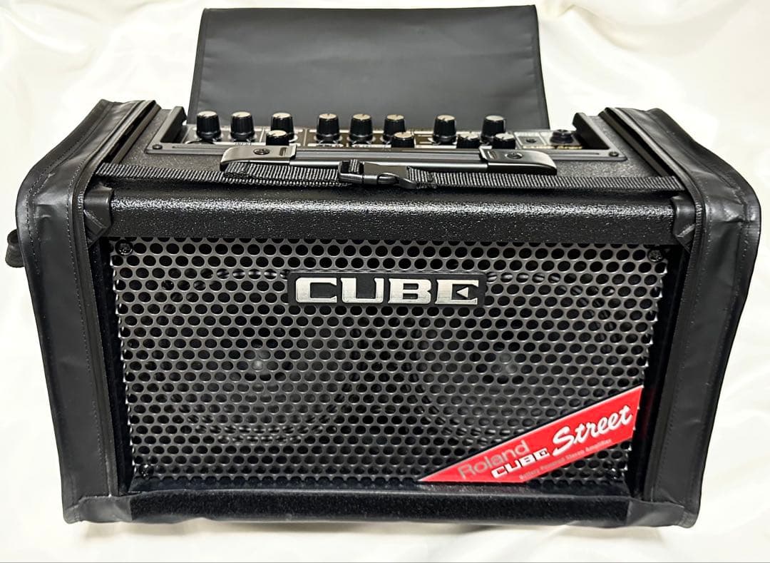 Roland Guitar Amplifiers Cube Street