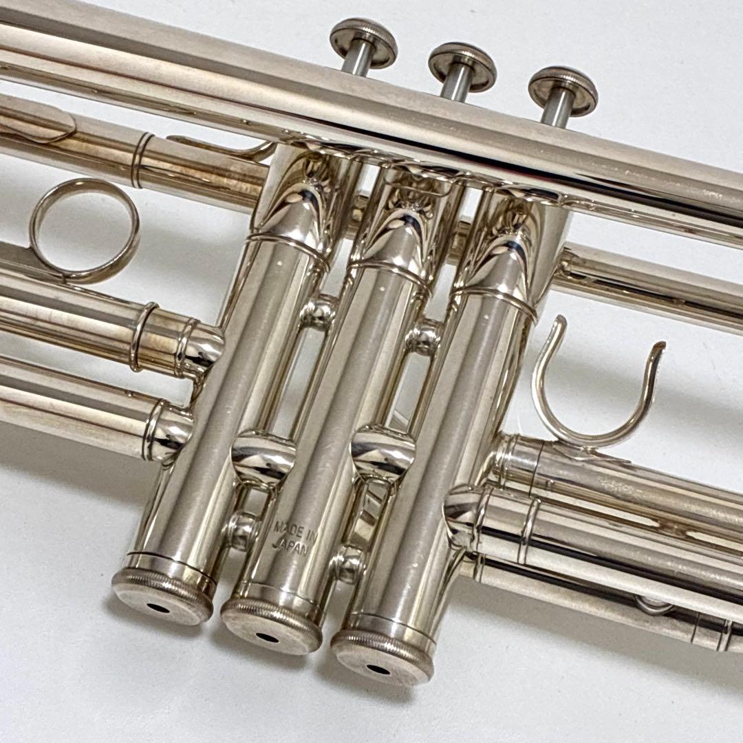 Yamaha Trumpets Ytr-2335S