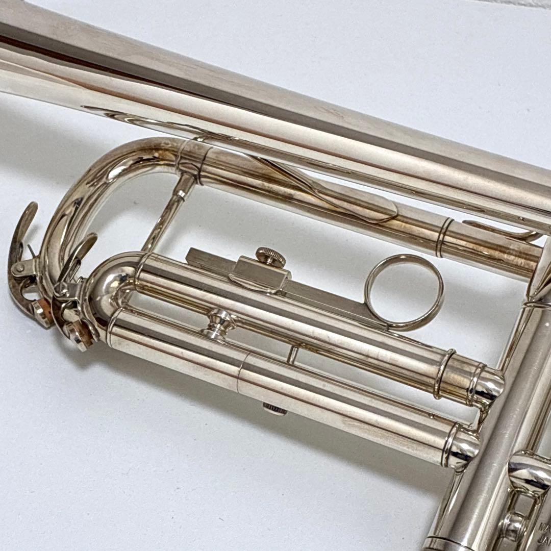 Yamaha Trumpets Ytr-2335S