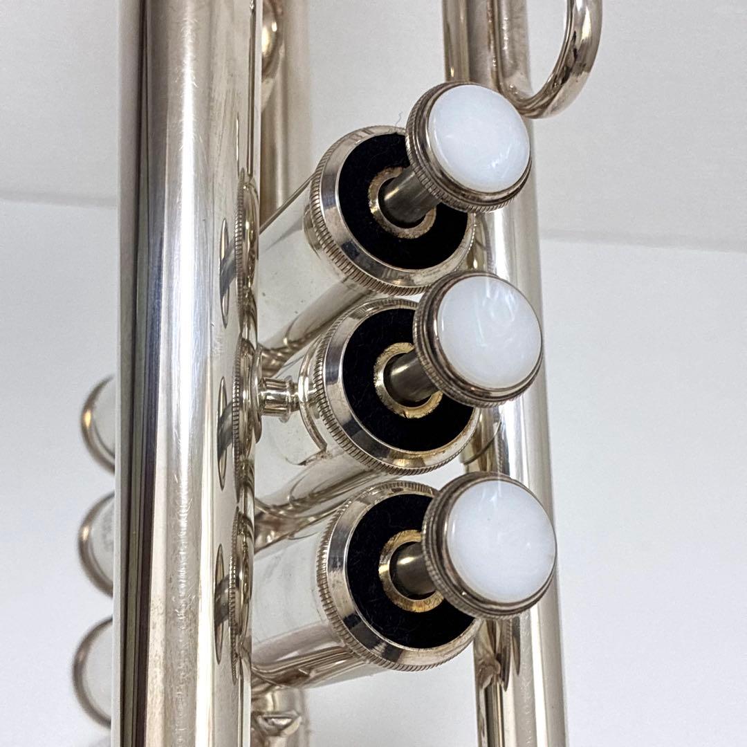 Yamaha Trumpets Ytr-2335S