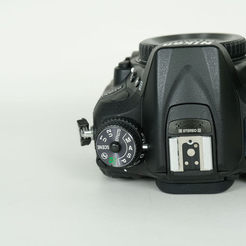 Nikon Digital Slr 35,077 D7200 F