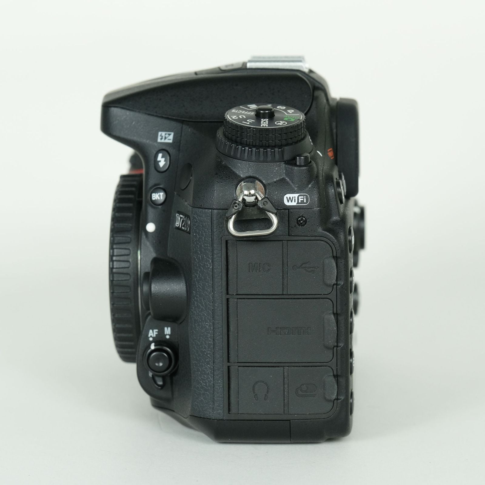 Nikon Digital Slr 35,077 D7200 F
