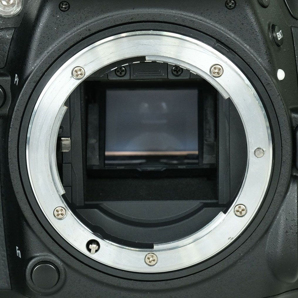 Nikon Digital Slr 35,077 D7200 F