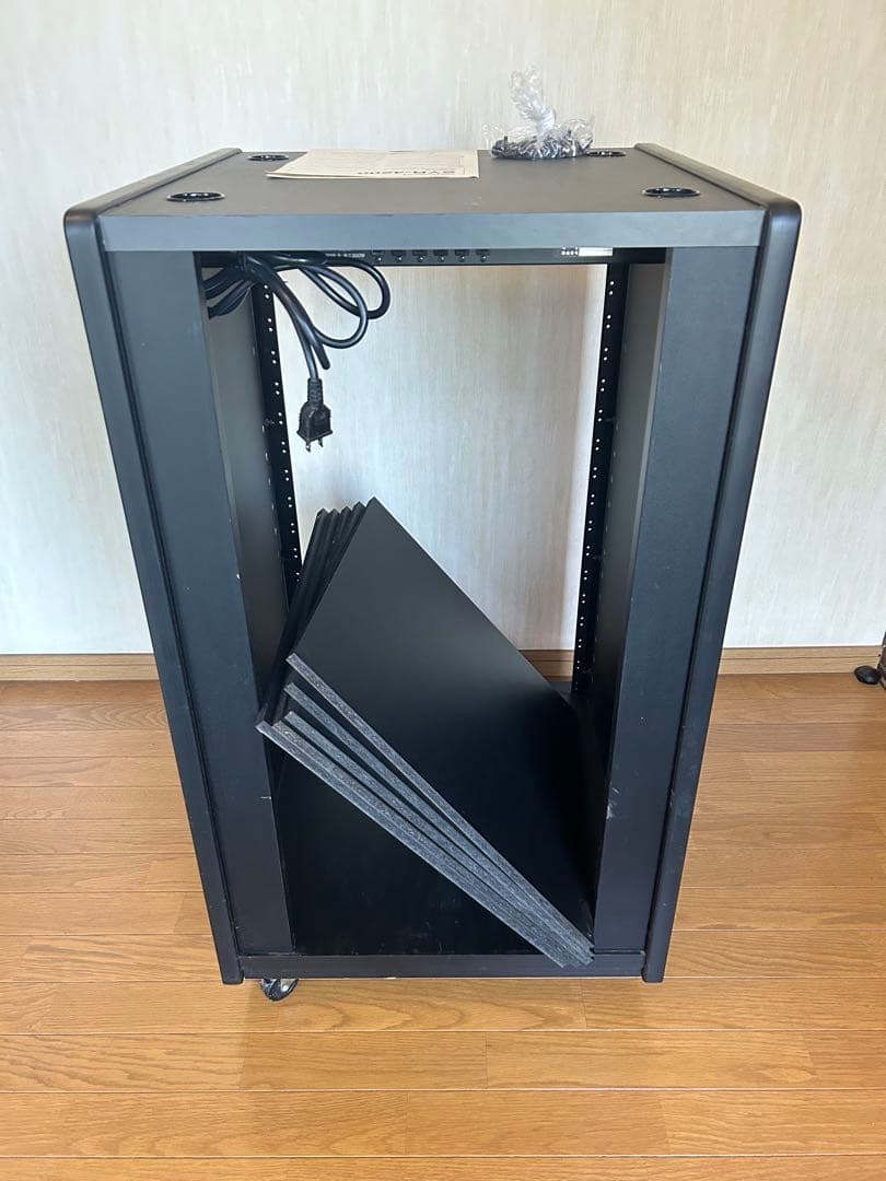 Roland Rack Case Syr-4200