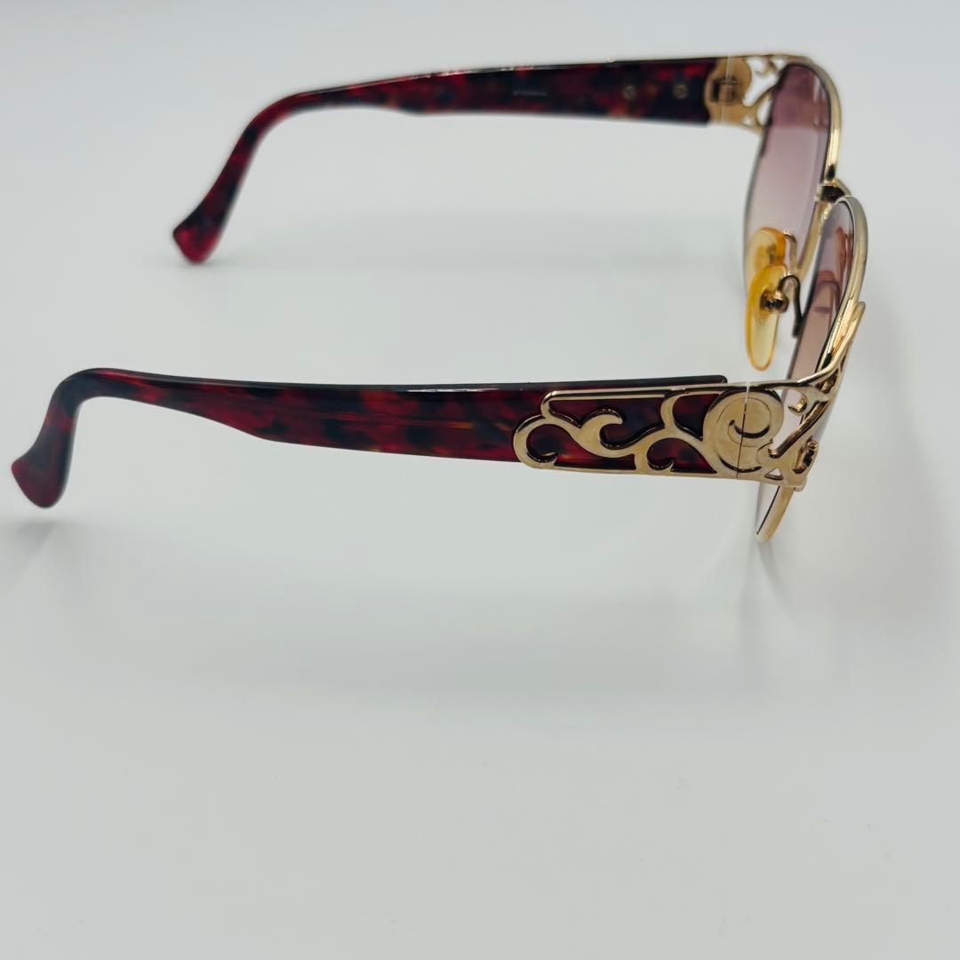Yves Saint Laurent Sunglasses