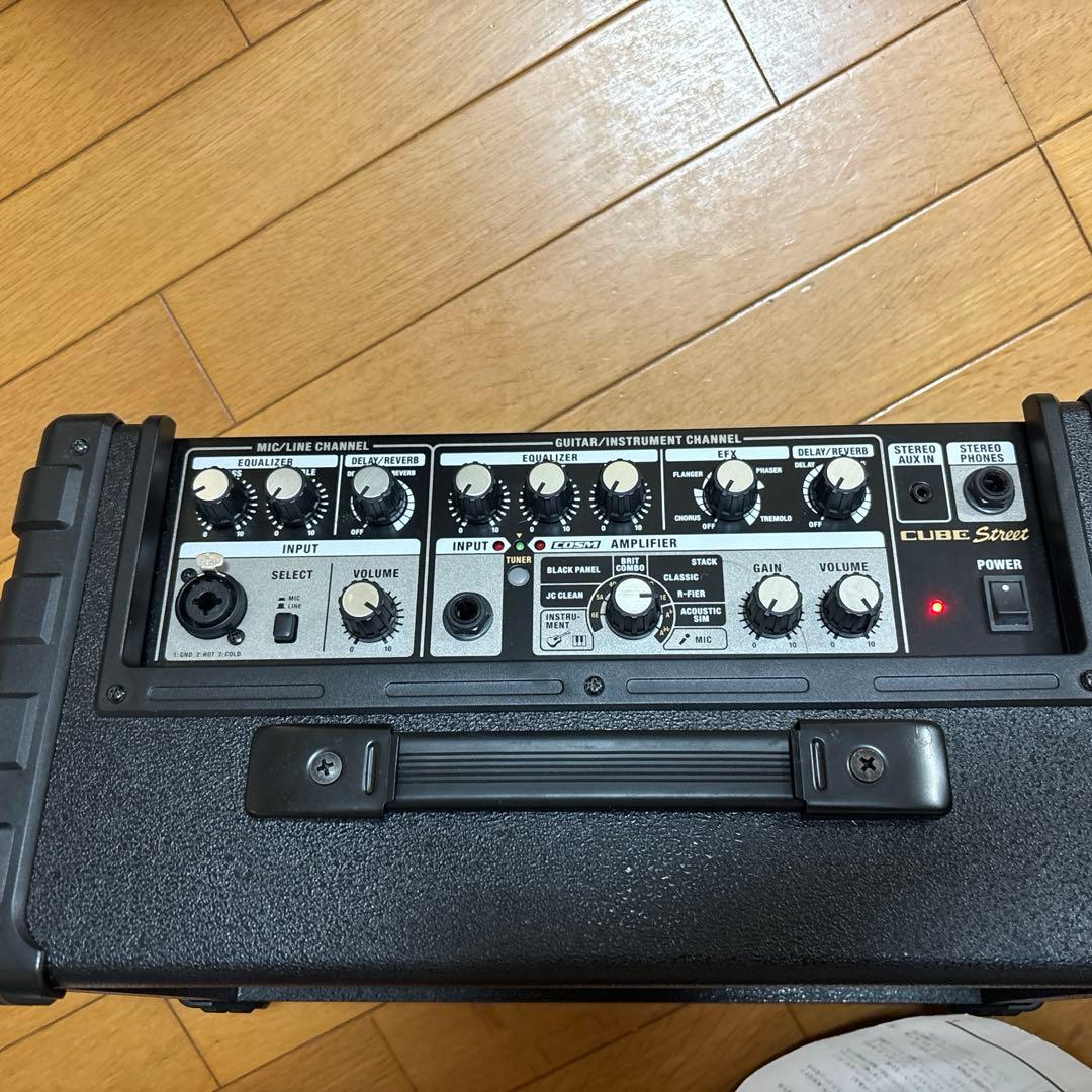 Roland Guitar Amplifiers Cube Street