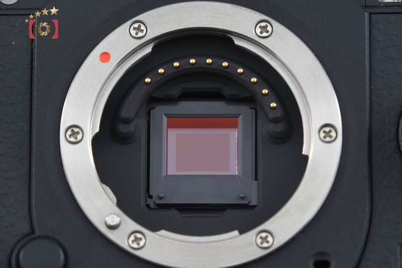 Pentax Mirrorless Interchangeable Lips Q7