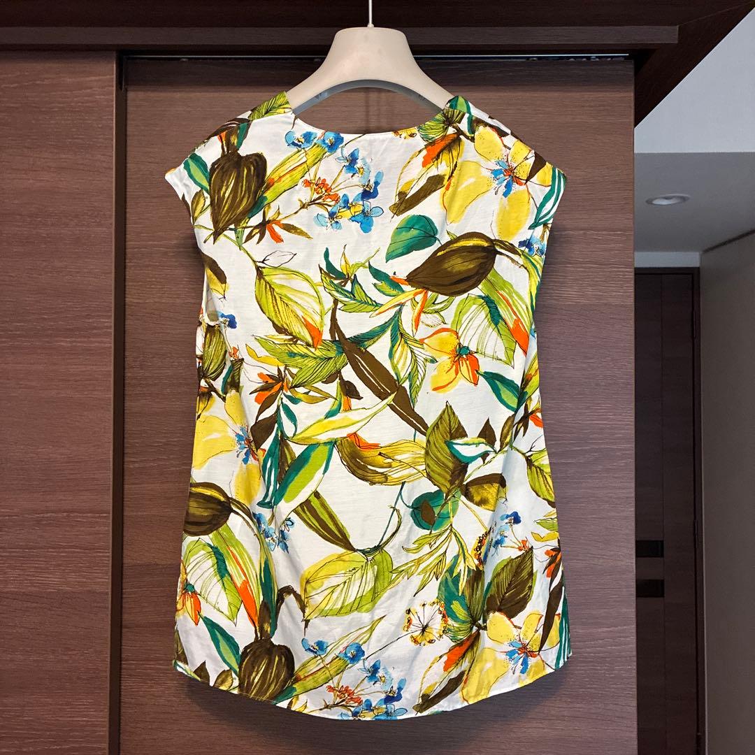 Tomorrowland Sleeveless 18700 36