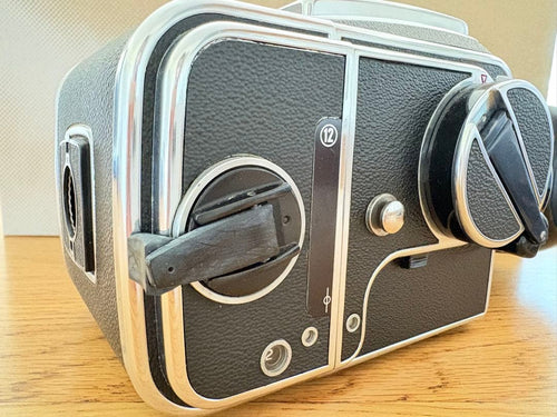Large Format Medium Cameras (Film) Hasselblad 500C Planar 80