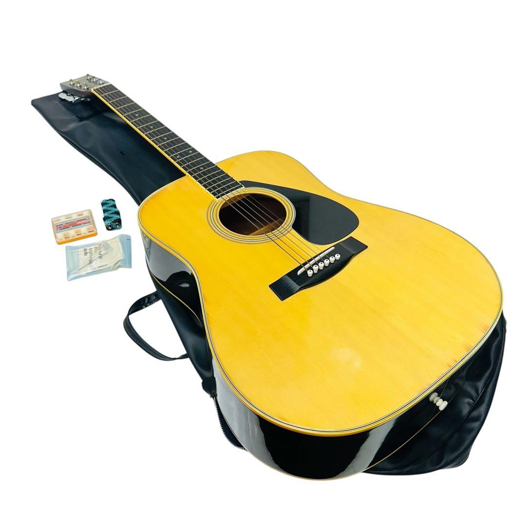 Acoustic Guitars Yamaha Fg-201B