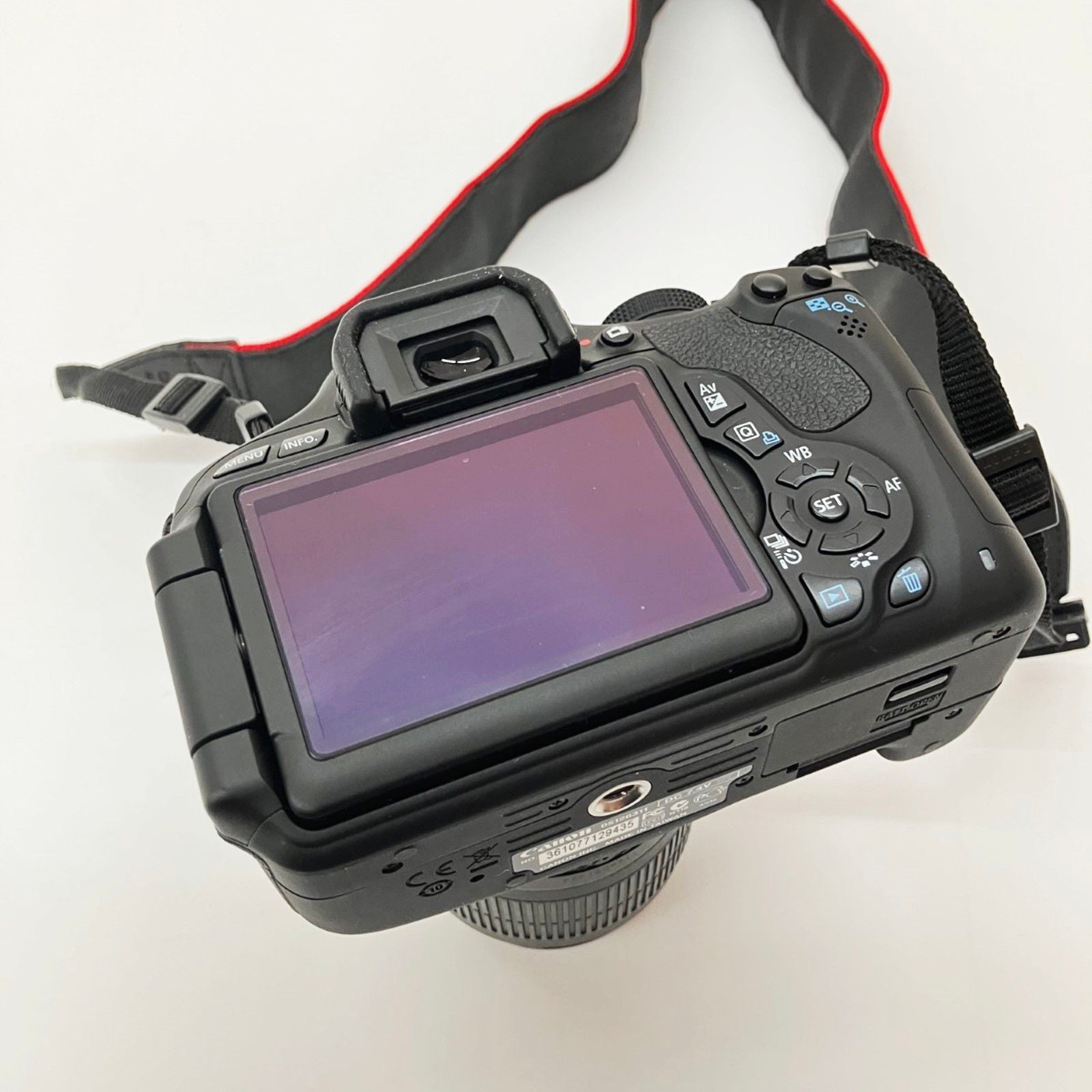 Canon Digital Slr Eos Kiss X5 18-55Mm F3.5-5.6 Ef-S