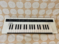 Yamaha Keyboards Digital Pianos Reface Cs 22