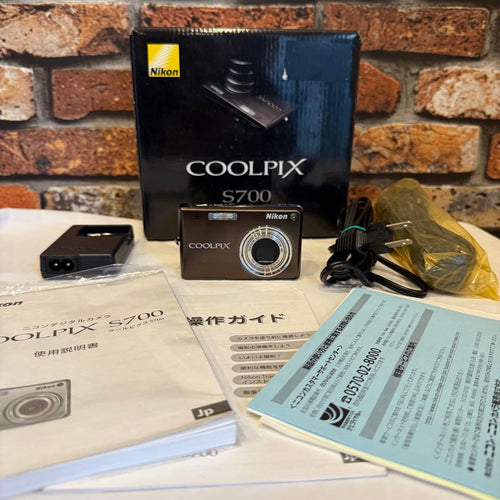 Nikon Compact Digital Camera Coolpix S700