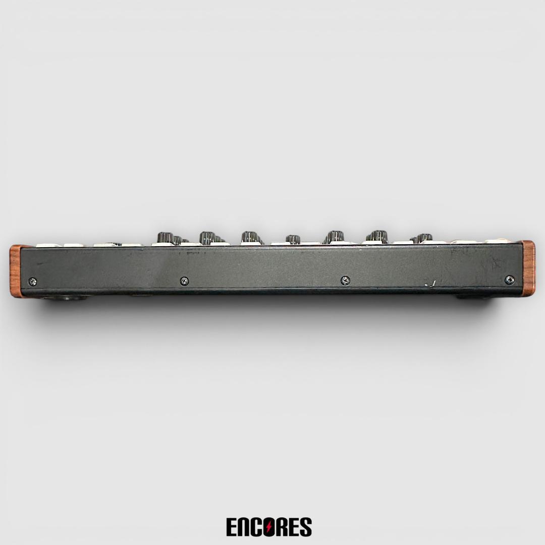 Akai Professional Rhythm Machines Wolf