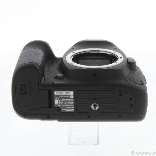 Canon Digital Slr Eos 5D Markiv Ef24-105L Is Ii Usm (3040 198