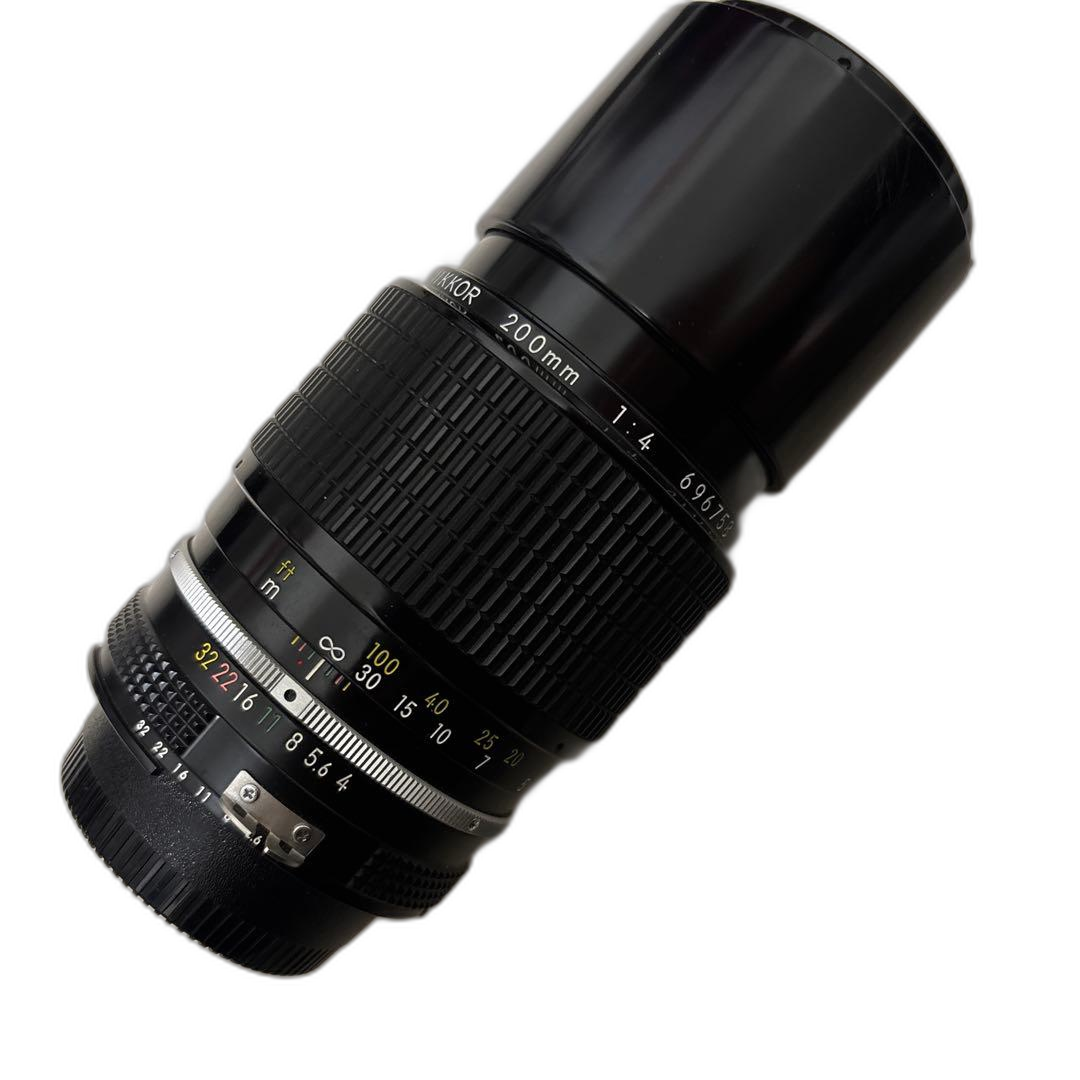 Nikon Lens (Zoom) F/4