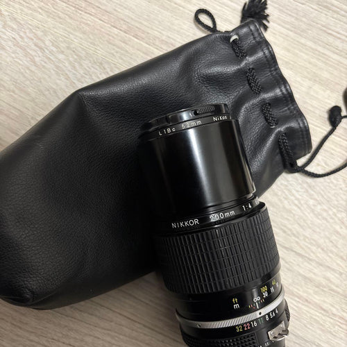 Nikon Lens (Zoom) F/4