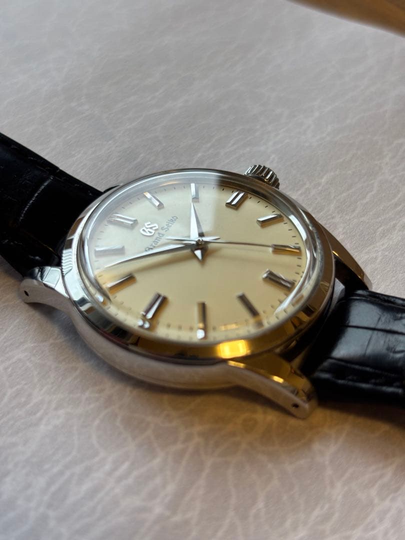 Grand Seiko Hand-Wound Watches Sbgw231