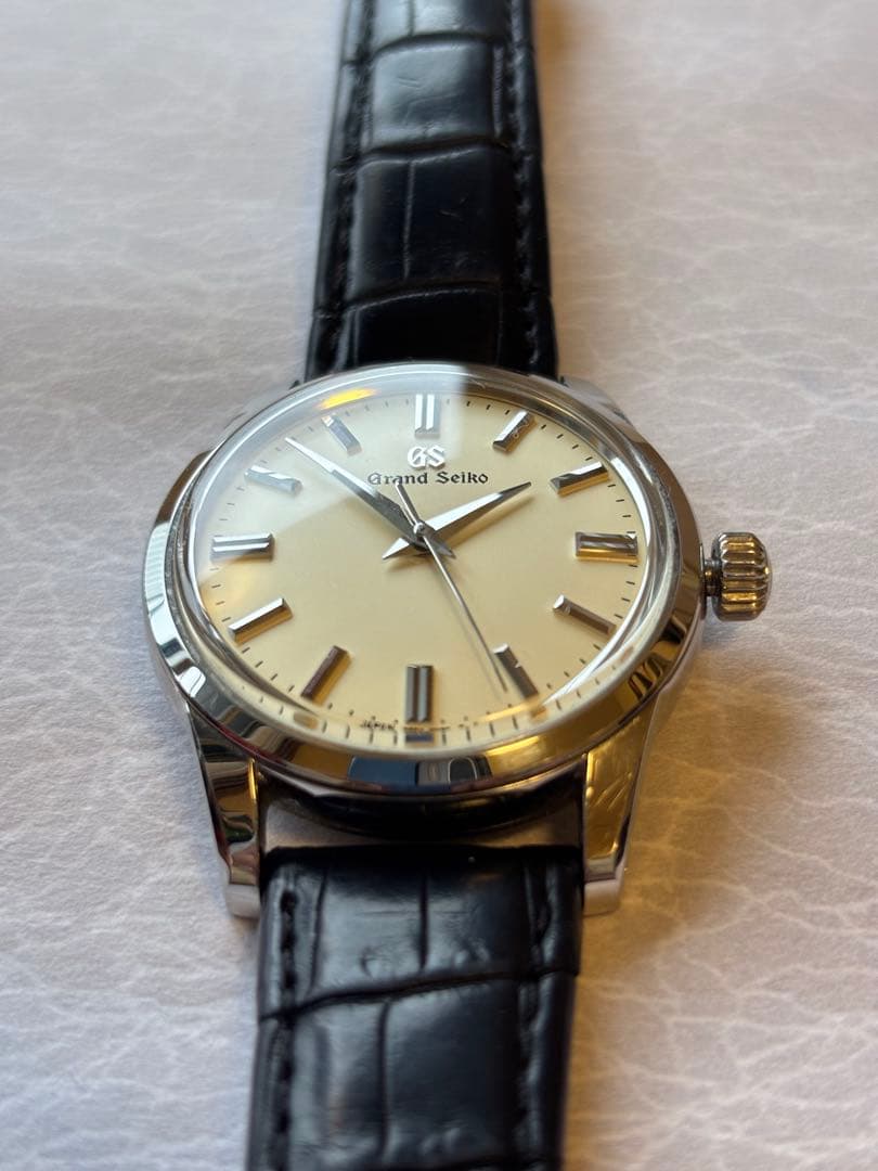 Grand Seiko Hand-Wound Watches Sbgw231