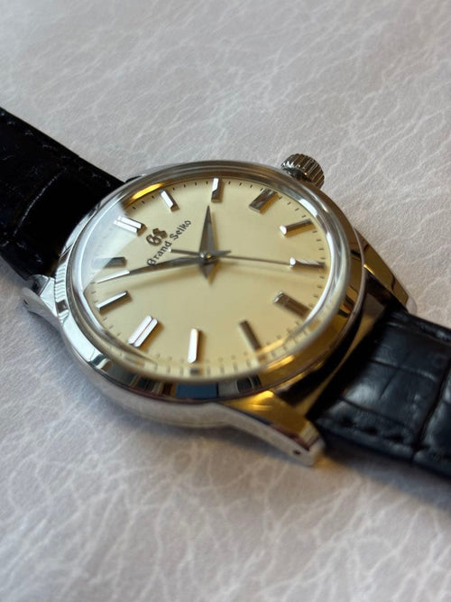 Grand Seiko Hand-Wound Watches Sbgw231