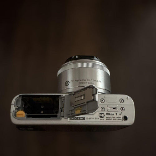 Nikon Mirrorless Interchangeable Lens Cameras 1 J3