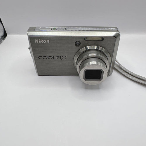 Nikon Compact Digital Camera Coolpix S600
