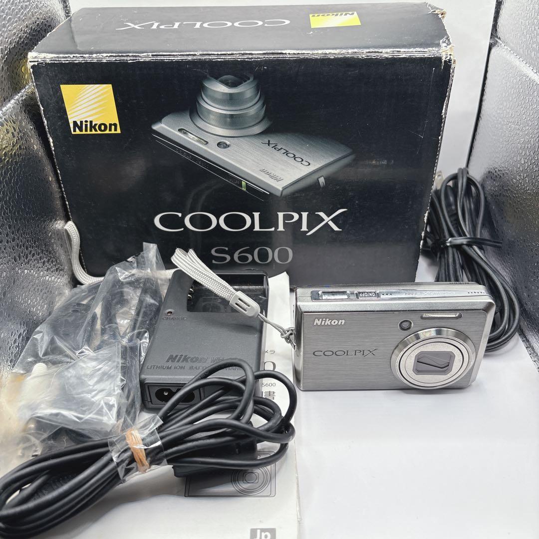 Nikon Compact Digital Camera Coolpix S600