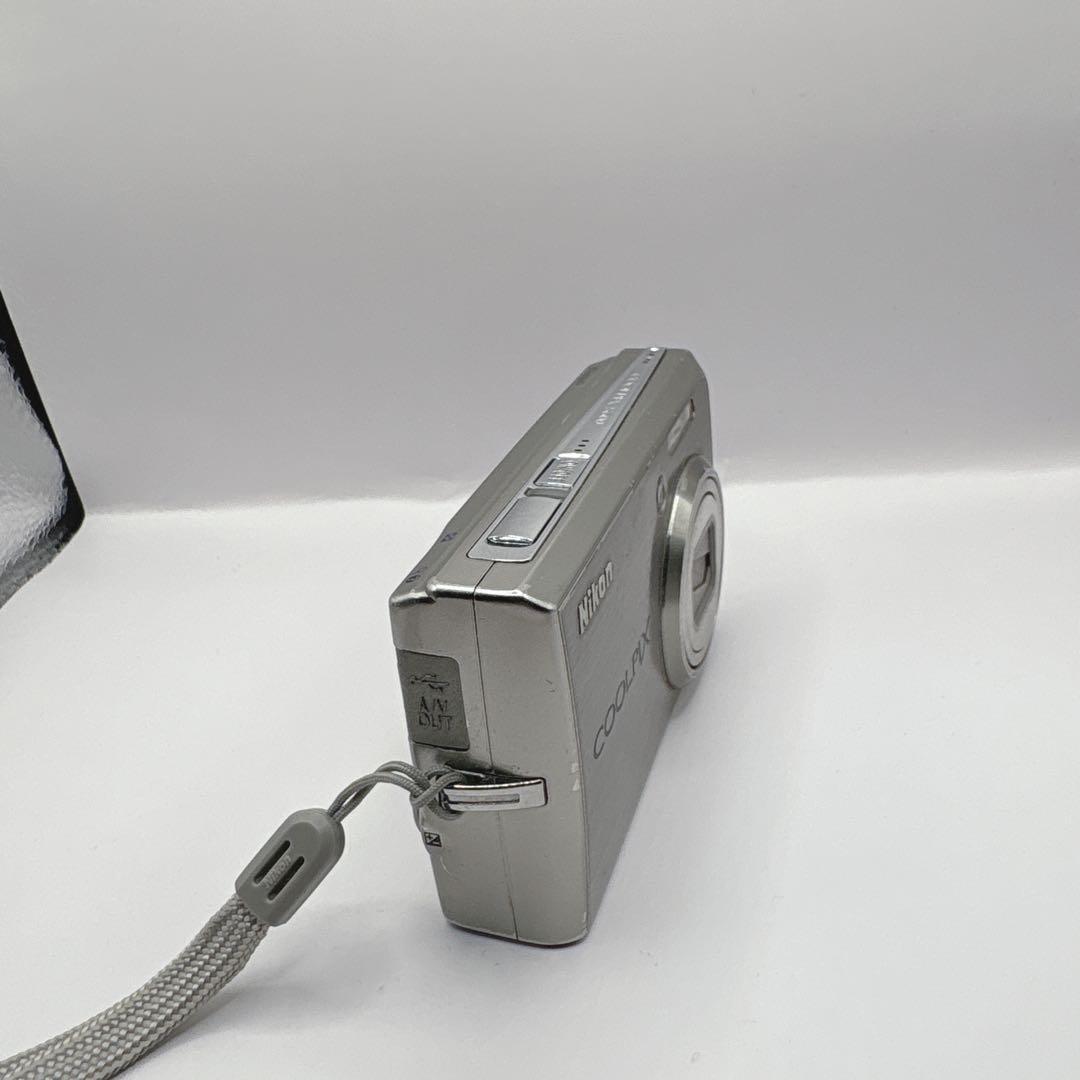 Nikon Compact Digital Camera Coolpix S600