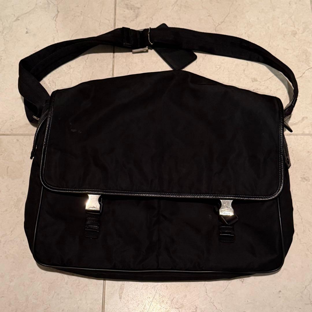 Prada Shoulder Bags Nero