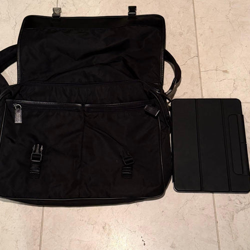 Prada Shoulder Bags Nero