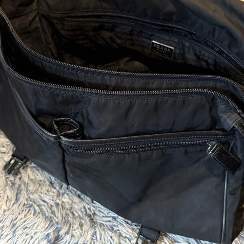 Prada Shoulder Bags Nero